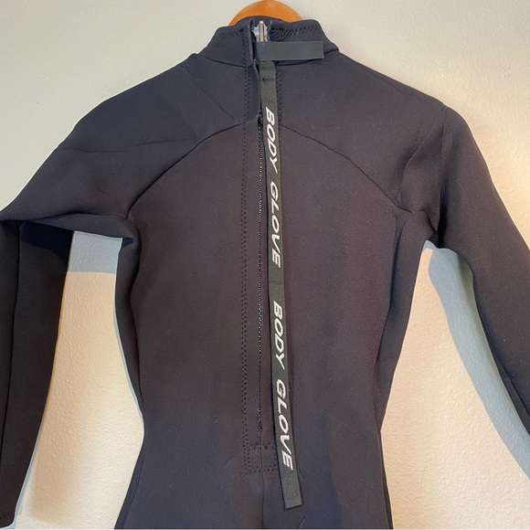 Body Glove Women’s Black Full Wetsuit 3/2 mm. Size 7 - Picture 5 of 16